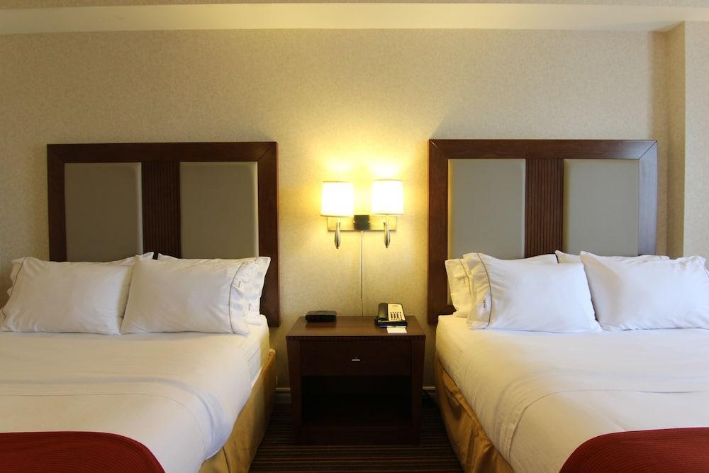 Holiday Inn Express Whitby Oshawa By Ihg Eksteriør bilde