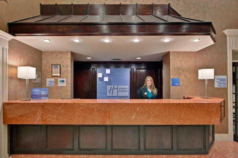 Holiday Inn Express Whitby Oshawa By Ihg Eksteriør bilde