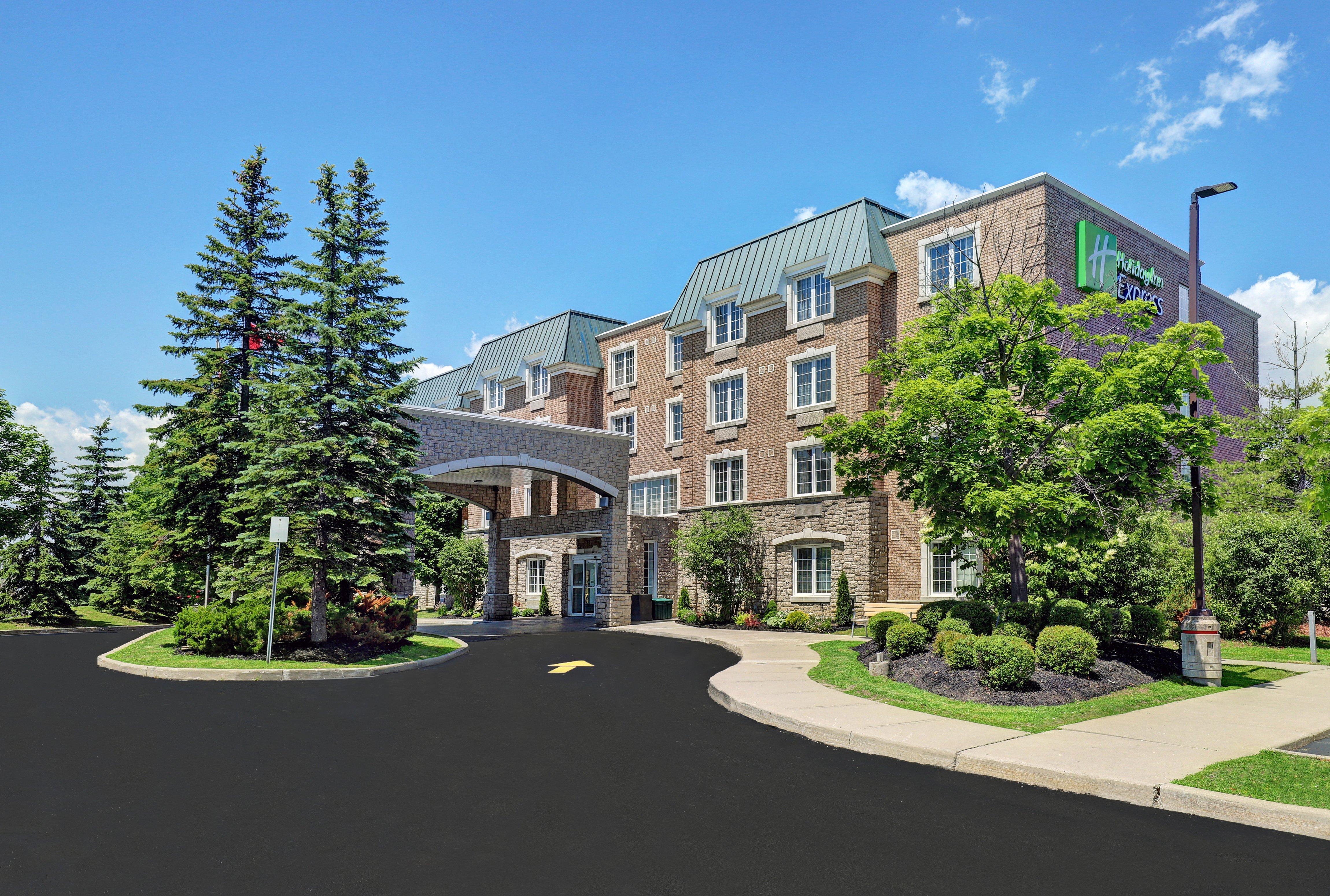 Holiday Inn Express Whitby Oshawa By Ihg Eksteriør bilde